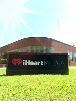 Front of the iHeartMedia Richmond office.