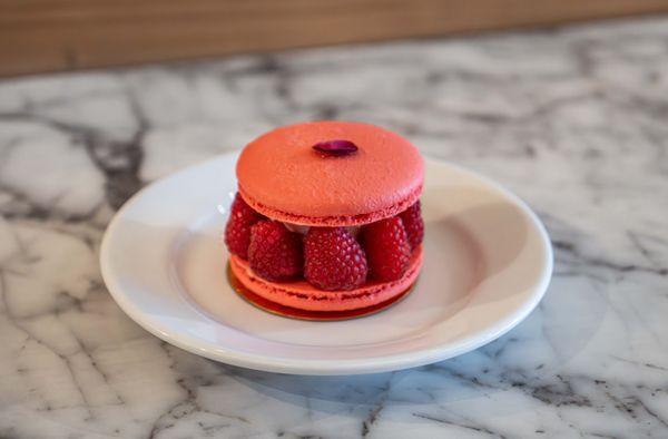 Raspberry Macaron