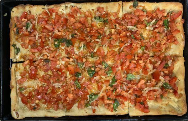 Bruschetta Pizza