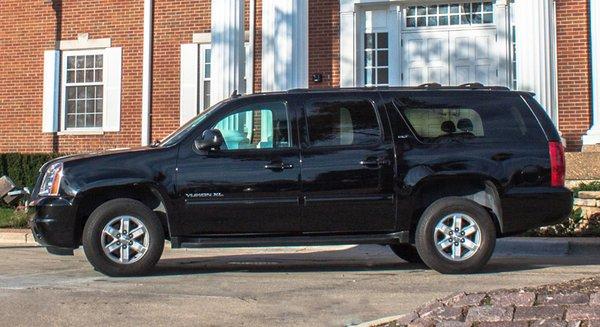 Amm's Black Car Service - SUV Car Service