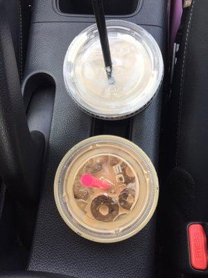 Iced latte and blended monkey face drinks (16 oz)