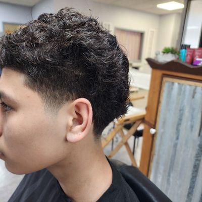 Men's taper haircut