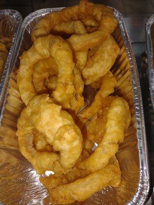 Colossal Onion Rings,
Dipped in our Homemade Batter, Deep Fried to perfection to a golden crispy bite, Soooooul Groovy,