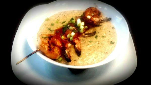 Smokey shrimp & Grits delicious