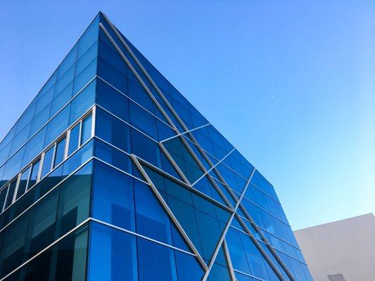 Hydro Window Cleaning: Commercial Buildings