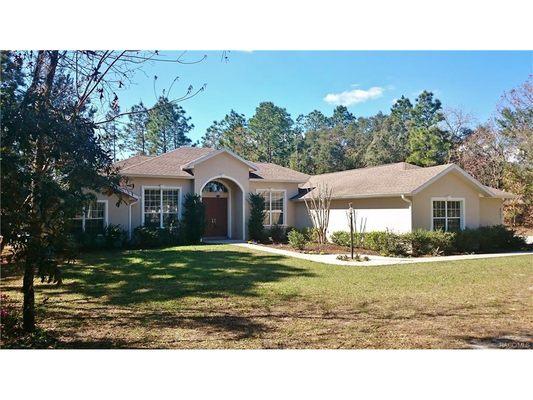 The Lovely Pecan  4/3/3 Beverly Hills, Florida $348,000