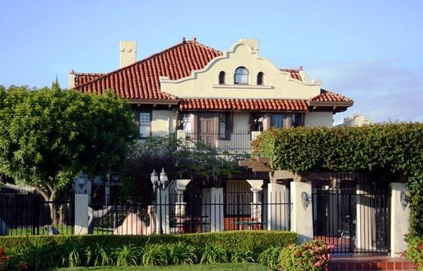 IvyCrest's front office, the historic Hale House.