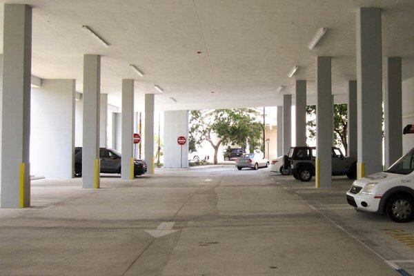 self storage miami exterior parking