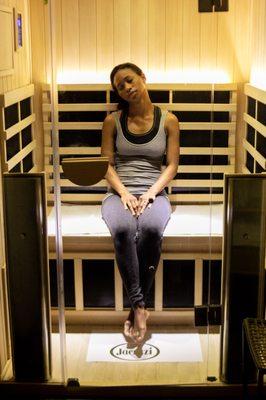 Relieve stress and anxiety with a 45 min sauna sesh!