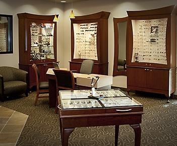 Watt Wendy Strouse DR Optometrist logo