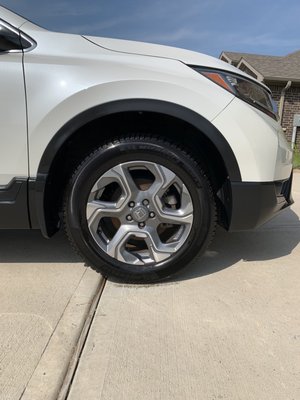 Tires and wheels look "new"