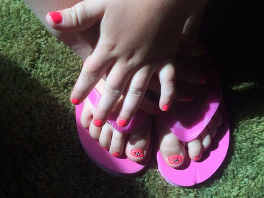 My little girls nails, she got a horse shoe!