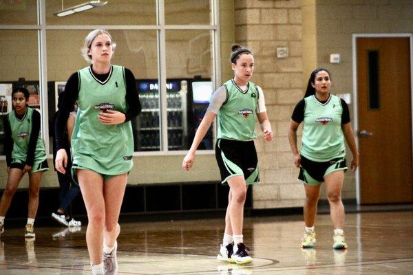 hs girls club basketball Phoenix team