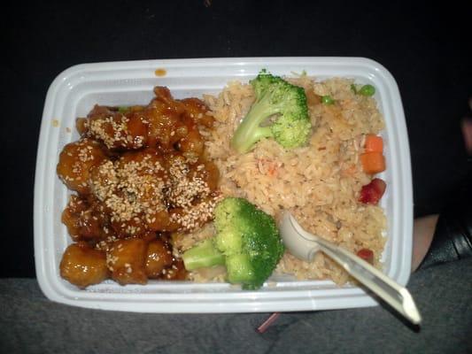 Sesame chicken combination platter w/ pork fried rice, fortune cookie, and egg roll=$7.50