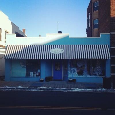 laundry makeover - new building color and new awning