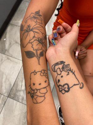 Matching Hello Kitty's from Seth‍