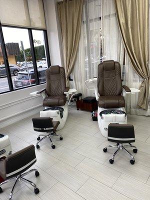 More new spa chairs!