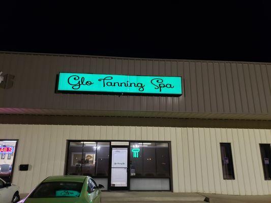 Glo Tanning Spa