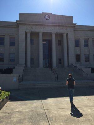 Linn County Court House