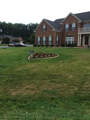 With the help of our curbing, this customer wins yard of the month almost every month!