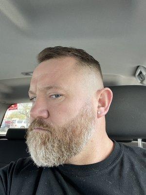 Fade & beard groom/trim