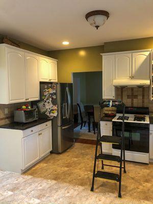 Kitchen cabinets painting.