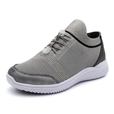 Stretch Fit Slip Resistant Shoe