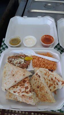 Quesadilla. De carne asada or. Grilled. Chicken