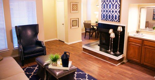 Fireplace & Wet Bar of the Windermere Townhome