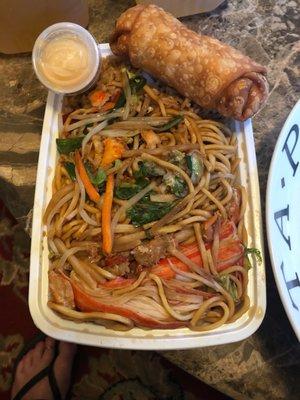 Lobster lo mein