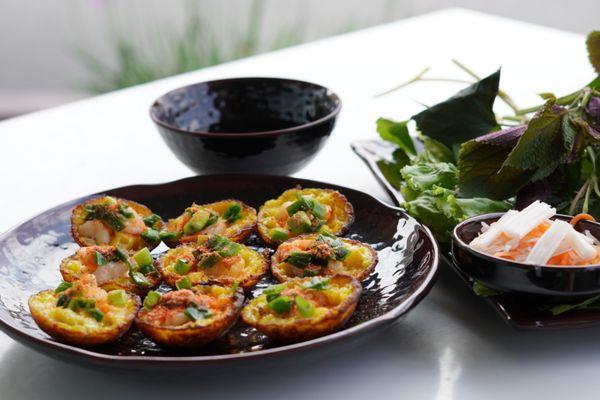 Banh Khot (Vietnamese Mini Pancake)