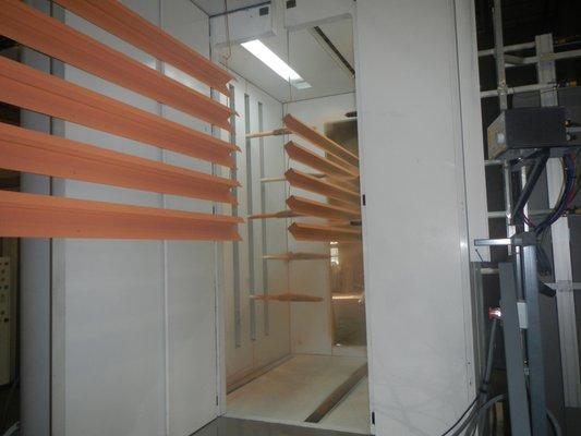 Automated Powder Booth