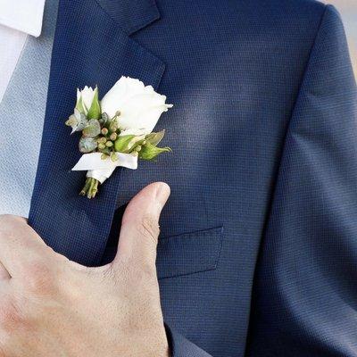 Groom boutonnière