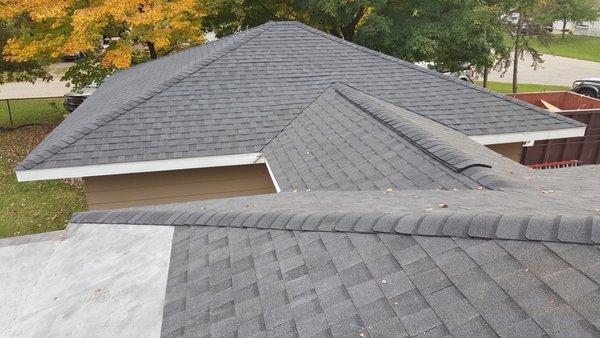 Peak Roofing