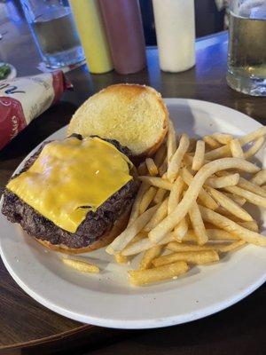 Cheeseburger and fries