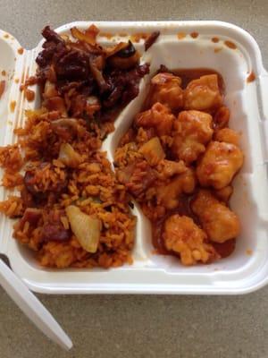 A plate of chicken, beef, mushrooms, and jambalaya.  Nice, clean restrooms as well.