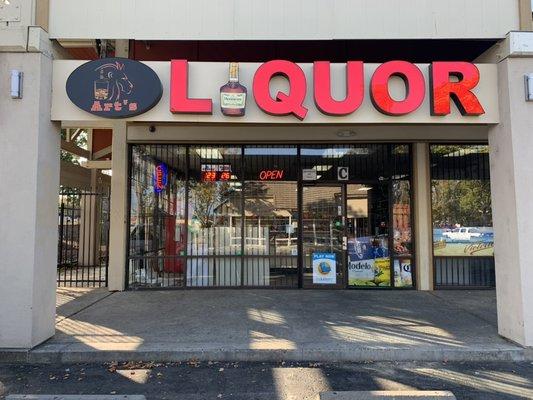 Art's Liquor