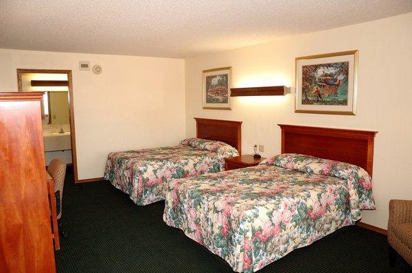 Guest Room with Two Double Beds