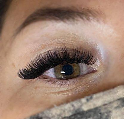 Volume lash extensions