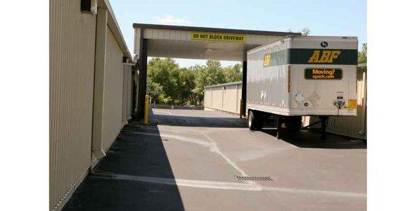 Covered Canopies for Loading & Unloading