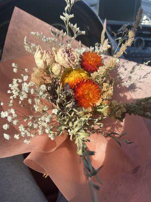 Dried flower bouquet in natural sunlight for vibrant color