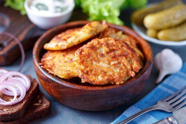 Potato pancakes with sour cream(Deruny) - 5 panckakes - 8.8/1oz, 250/30g
 
 These are classic Ukrainian Potato Pancakes also called Deruny