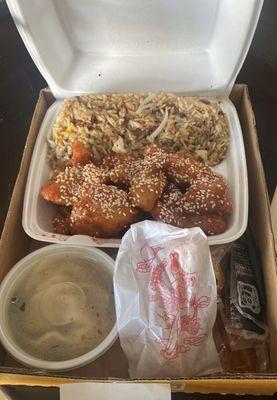 D7. Sesame Chicken Dinner Combo Special