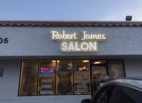 Robert James Salon