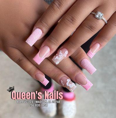 Queen Nails