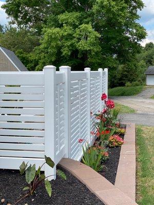 Breezewood Vinyl fence