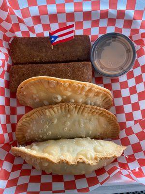 Alcapurrias y Empanadas (Delicious Fried Fritters)