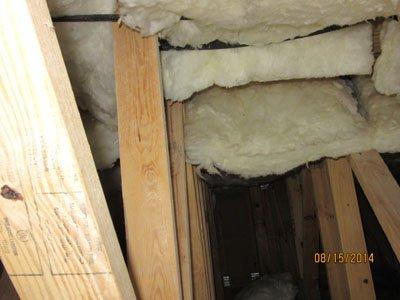 Loose Insulating Batts in a Foundation Crawl Space