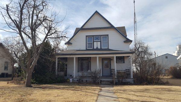 405 Pine Street-Spearville $130,000