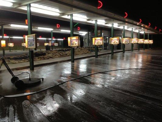 Sonic Drive-In w/surface cleaner